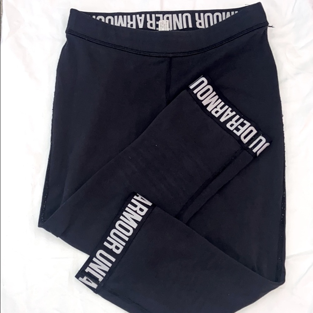 Under armor black Capri leggings